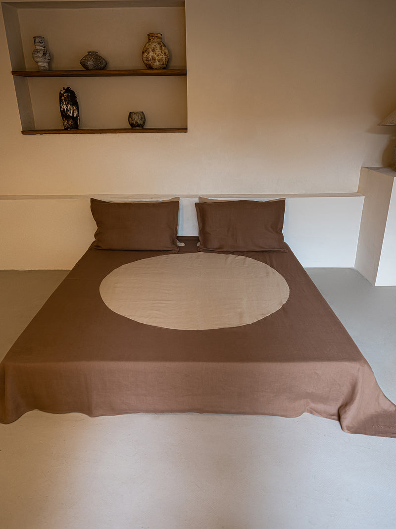 Astra Hemp Linen Bed Throw Medium | Terra & Sand