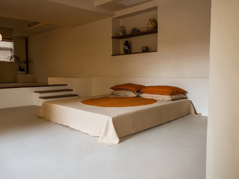 Astra Linen Bed Throw Medium | Sand & Paprika