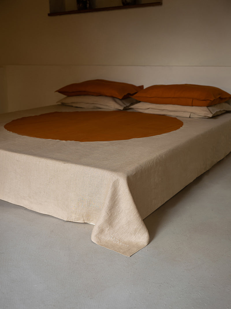 Astra Linen Bed Throw Medium | Sand & Paprika