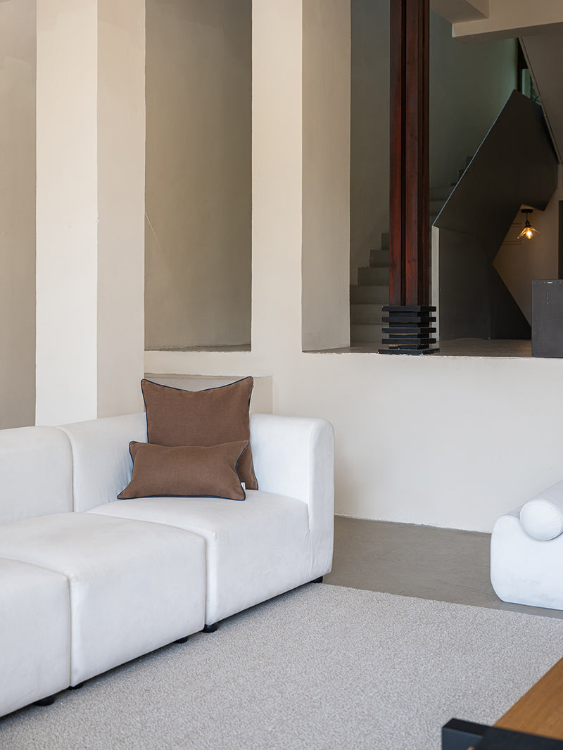 Classica  Piped Heavy Hemp Cushion Cover | Chocolate & Indigo